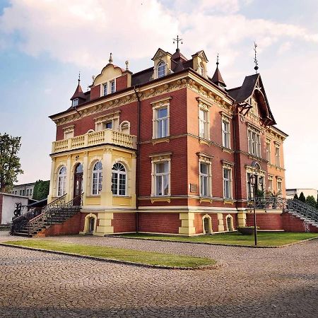 Palac Fabrykanta Myszków Extérieur photo