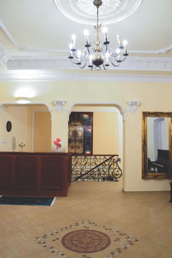 Palac Fabrykanta Myszków Extérieur photo